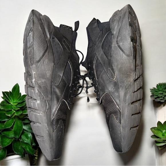 Nike Air Huarache Run Ultra Triple Black Size 13 USED - Picture 4 of 6